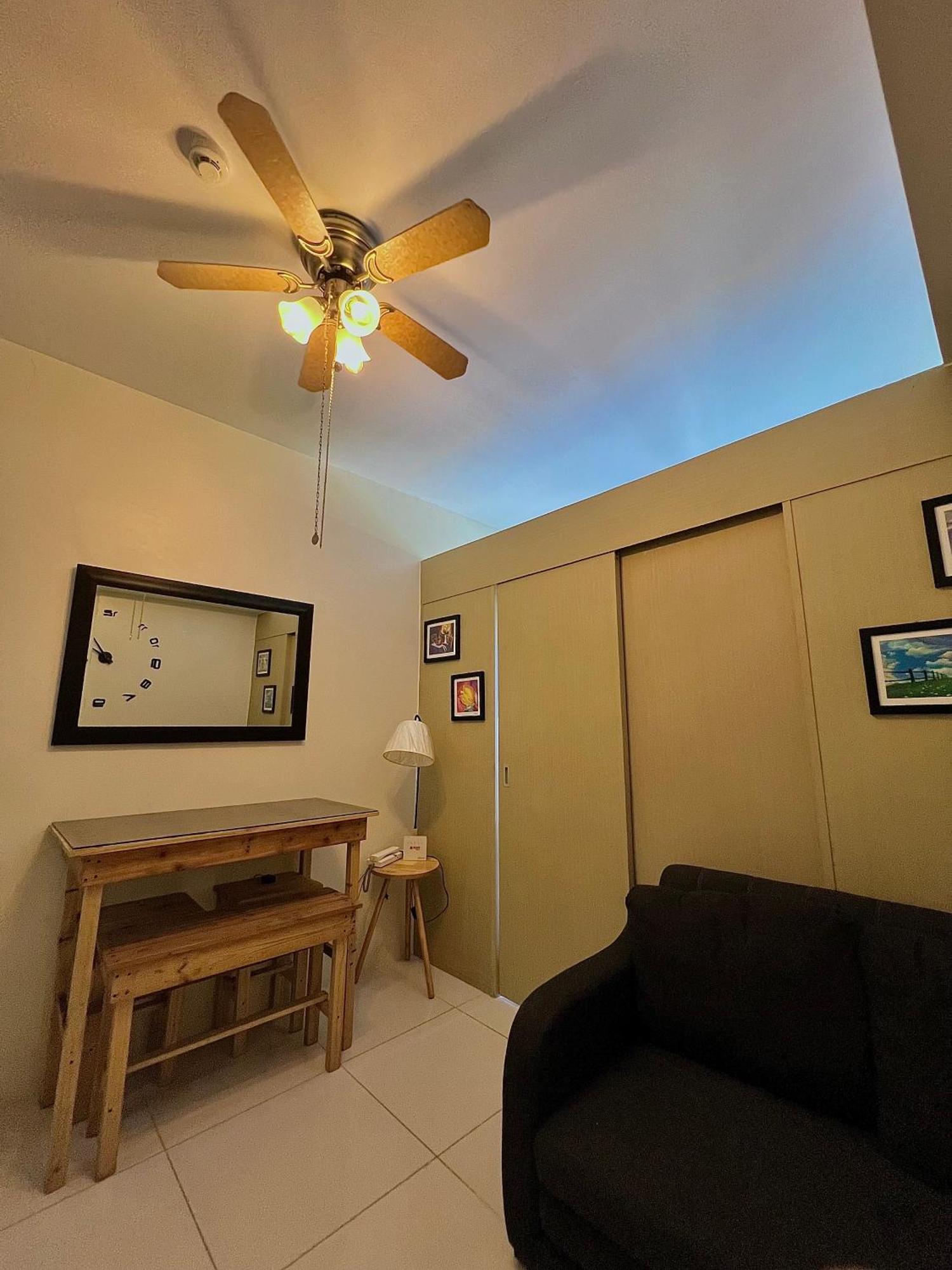 The Pallet House, Wind Residences Tagaytay Tagaytay City Екстер'єр фото