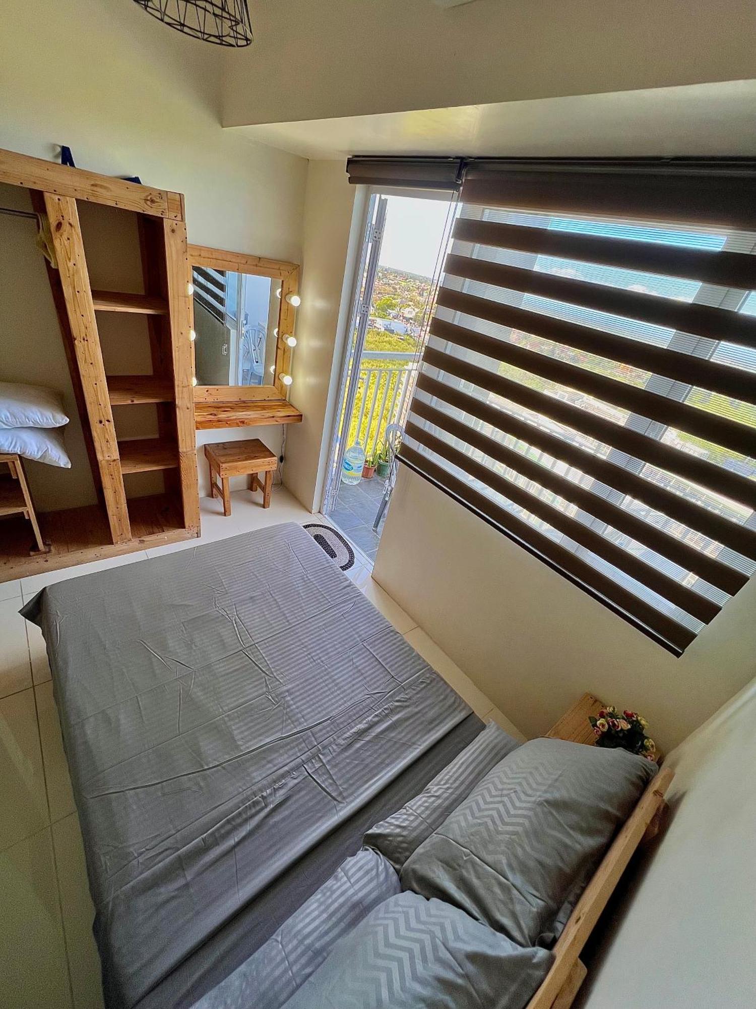 The Pallet House, Wind Residences Tagaytay Tagaytay City Екстер'єр фото