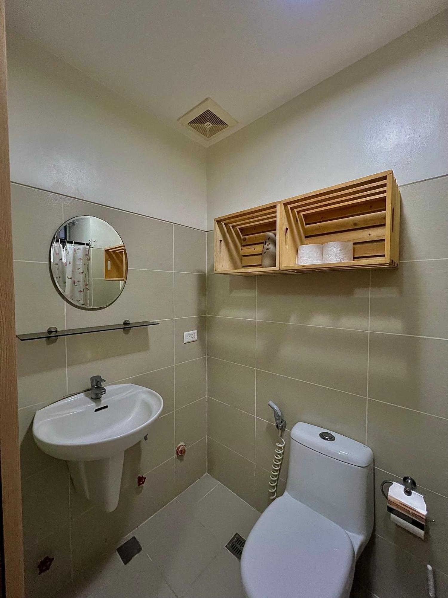 The Pallet House, Wind Residences Tagaytay Tagaytay City Екстер'єр фото
